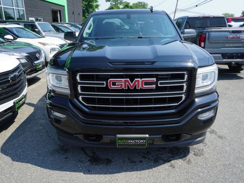 Used 2019 GMC Sierra 1500 Limited w/ Elevation Edition AWD/4WD image 2
