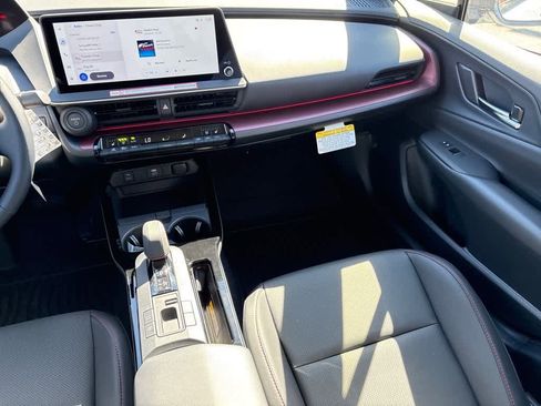 New 2026 Toyota Prius Plug-In Hybrid image 5