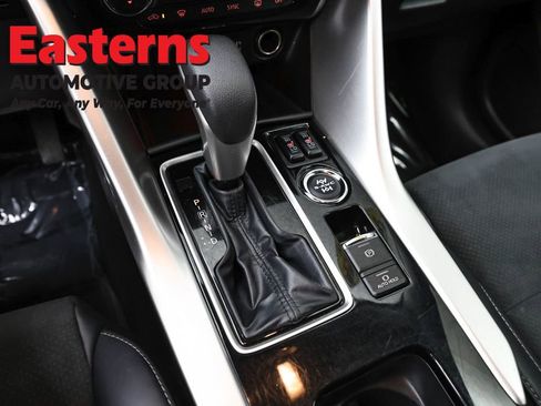 Used 2024 Mitsubishi Eclipse Cross SEL AWD/4WD image 13