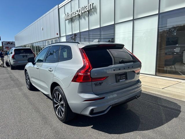 Certified 2024 Volvo XC60 B5 Core w/ Protection Package Premier AWD/4WD image 3