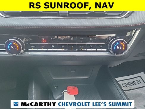 Used 2025 Chevrolet Equinox RS image 9