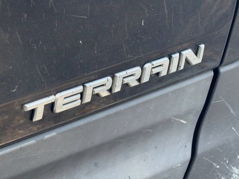 Used 2018 GMC Terrain SLE FWD image 11
