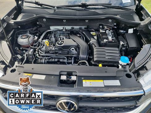 Used 2022 Volkswagen Taos SE image 28