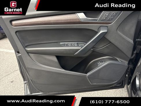 Certified 2025 Audi Q5 2.0T Premium image 10