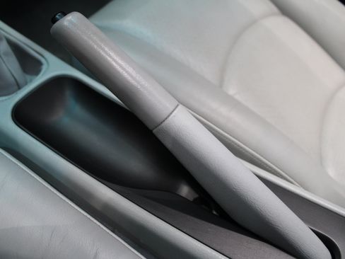 Used 1996 Porsche 911 Cabriolet image 21