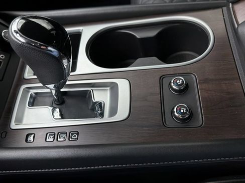 Used 2019 Nissan Murano Platinum FWD image 18