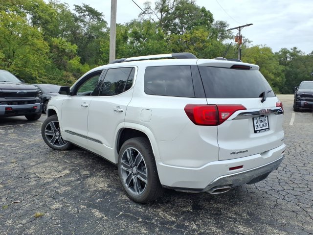 Used 2019 GMC Acadia Denali w/ Technology Package AWD/4WD image 10