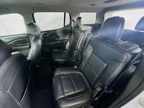 Used 2018 GMC Acadia SLE image 26