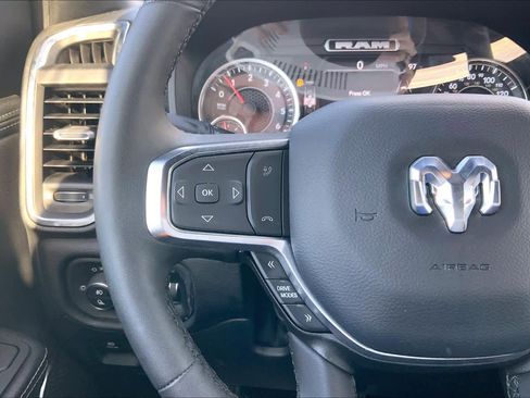 Used 2025 RAM 1500 Laramie AWD/4WD image 23