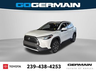 Used 2023 Toyota Corolla Cross XLE w/ Convenience Package FWD video 1