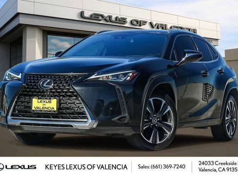Used 2022 Lexus UX 200 image 1