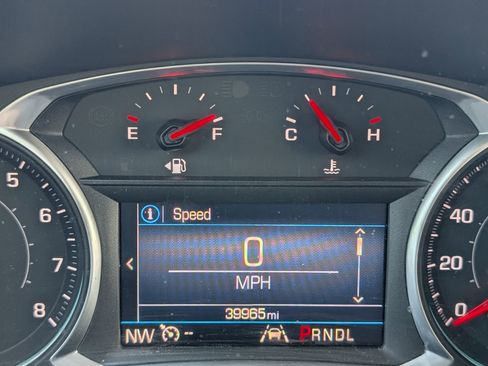 Used 2021 Chevrolet Equinox LT image 11