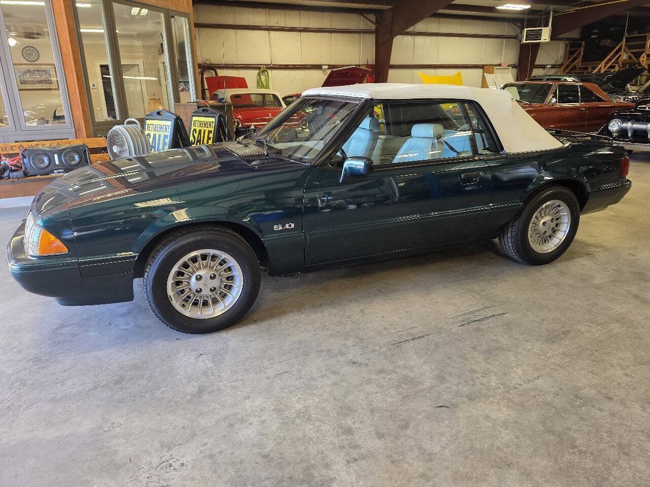 Used 1990 Ford Mustang LX RWD image 4