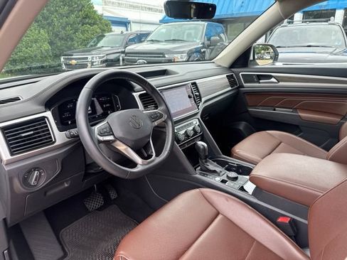 Used 2022 Volkswagen Atlas SEL AWD/4WD image 10