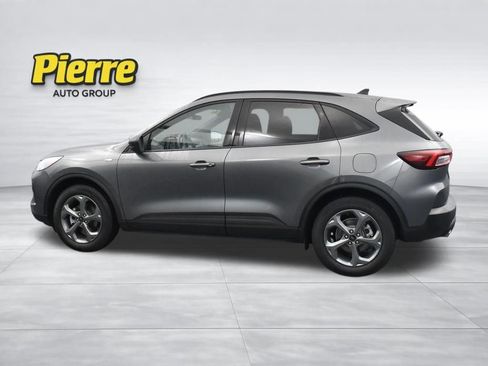 Used 2025 Ford Escape ST-Line FWD image 2