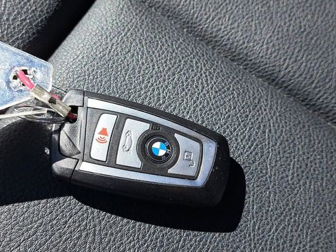 Used 2018 BMW 330i Sedan image 28