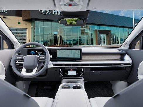New 2026 Hyundai Ioniq 9 Limited AWD/4WD image 11