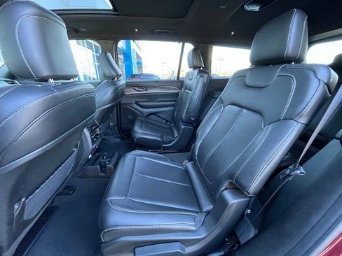 Used 2024 Jeep Grand Cherokee L Limited w/ Luxury Tech Group II image 26