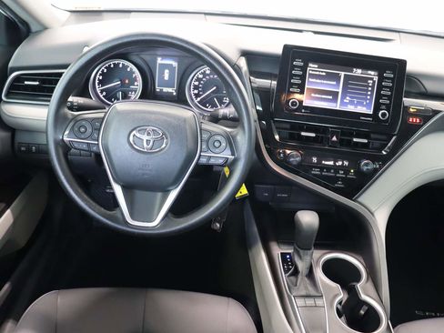 Used 2022 Toyota Camry LE w/ Carpet Mat Package (TMS) image 11