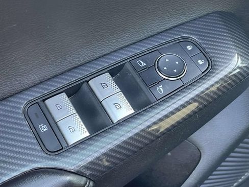 Used 2022 Mitsubishi Outlander SE AWD/4WD image 16
