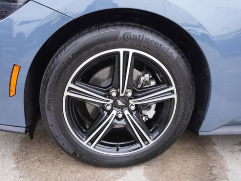 Certified 2025 Ford Mustang Premium image 25