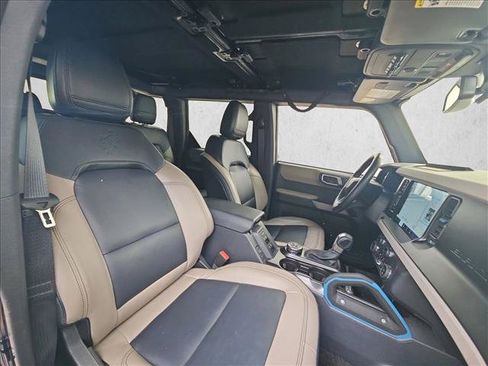 Used 2023 Ford Bronco Wildtrak AWD/4WD image 17