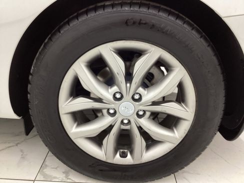 Used 2020 Kia Sedona EX FWD image 45