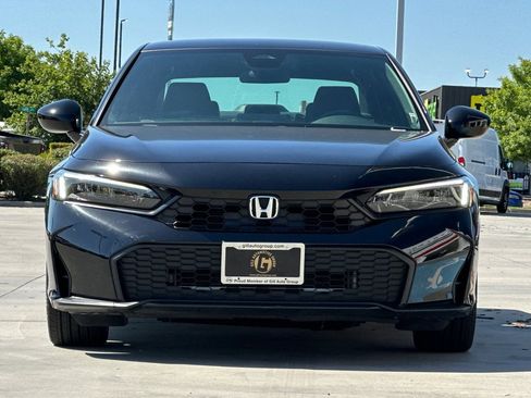 Used 2025 Honda Civic Sport image 9
