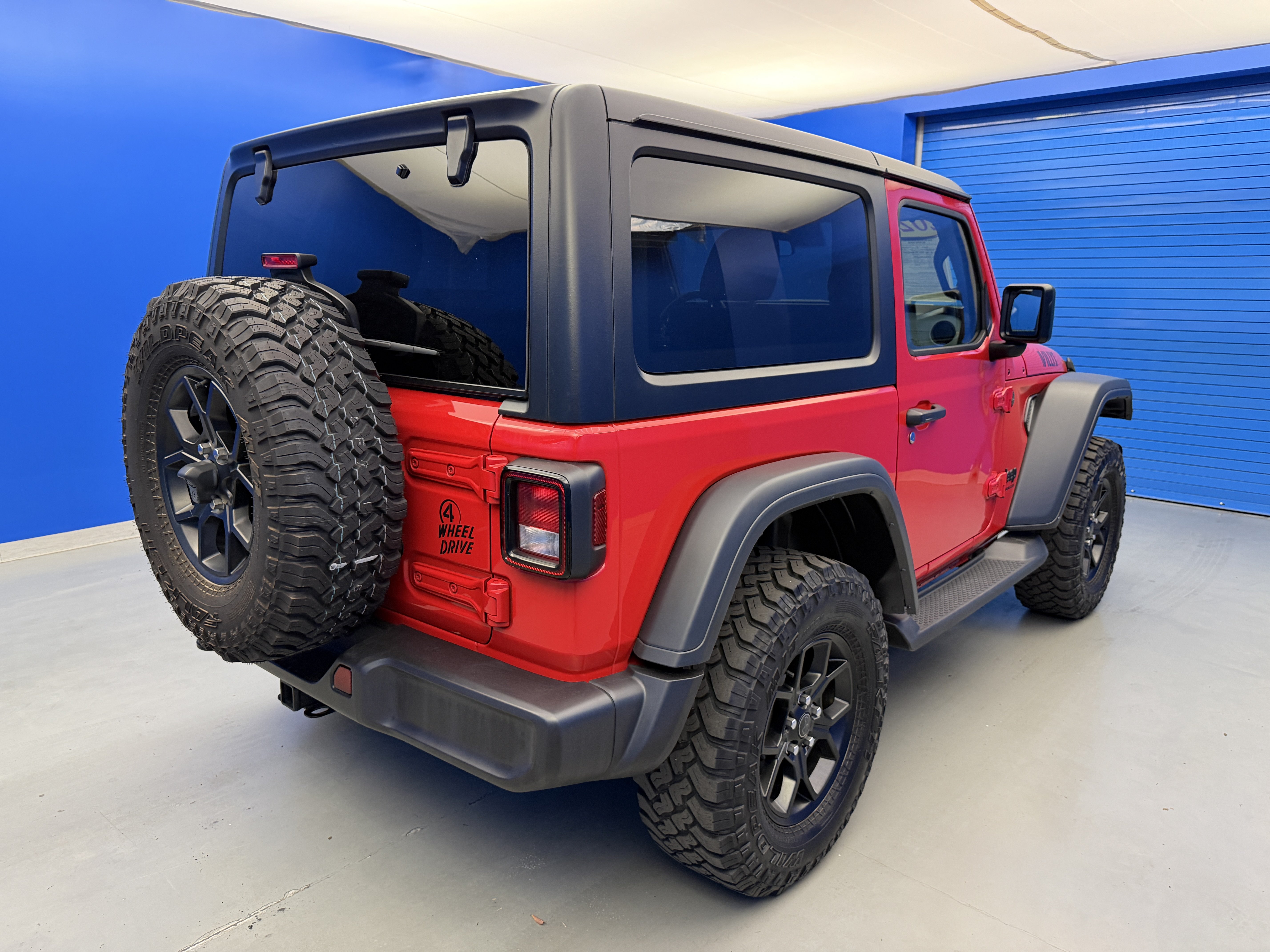 Used 2025 Jeep Wrangler Sport AWD/4WD image 7