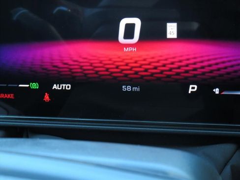 Used 2025 Dodge Charger R/T w/ Sun & Sound Package image 28