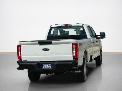 New 2026 Ford F250 XL w/ FX4 Off-Road Package image 7