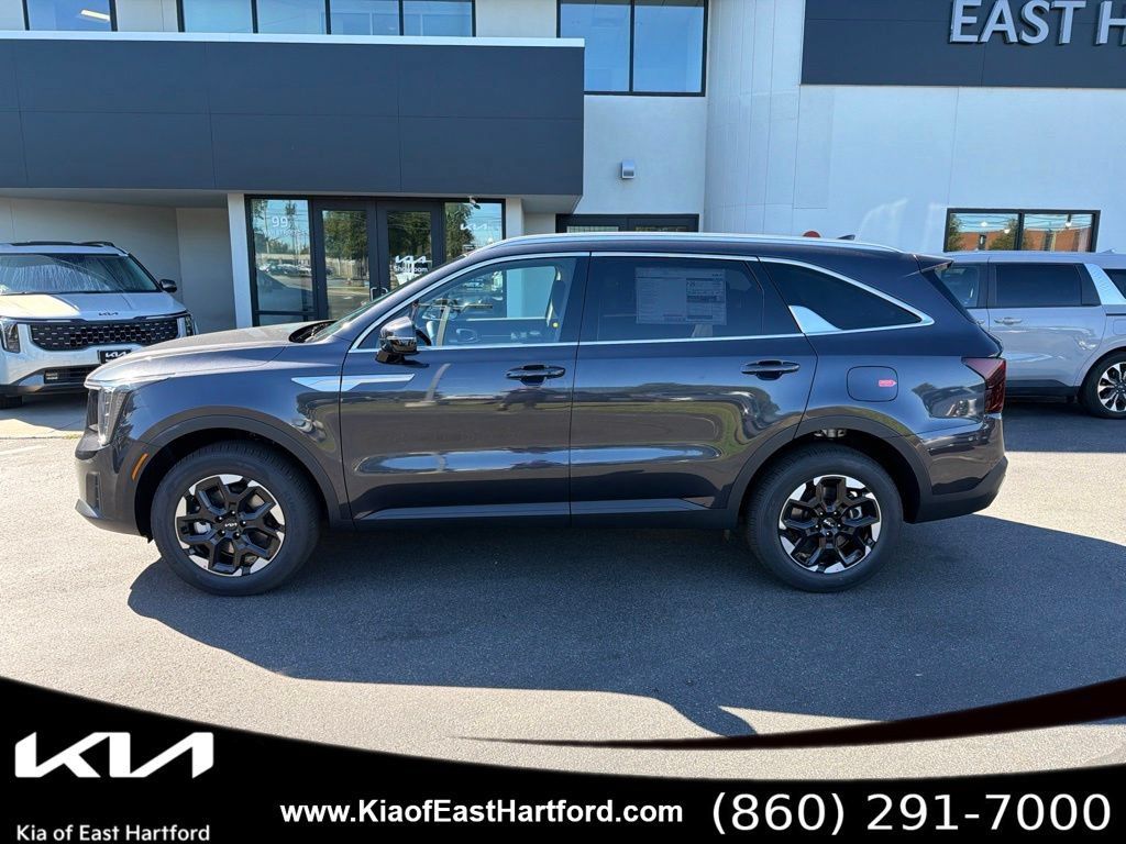 New 2026 Kia Sorento S AWD/4WD image 2