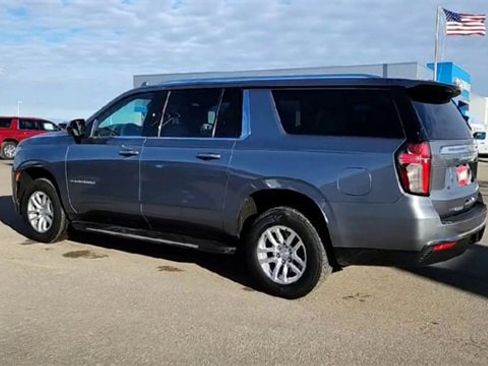 Certified 2021 Chevrolet Suburban LT w/ Rear Media and Nav Package image 6