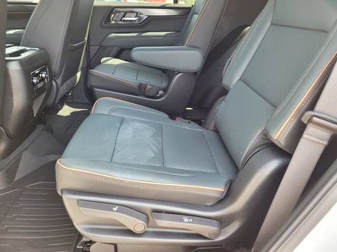 New 2026 GMC Yukon AT4 w/ AT4 Premium Package AWD/4WD image 24