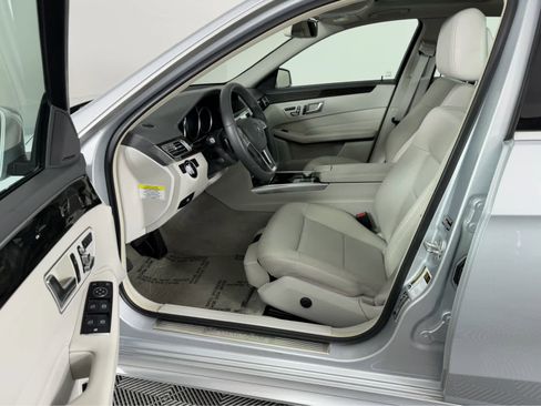 Used 2014 Mercedes-Benz E 350 Sedan image 9