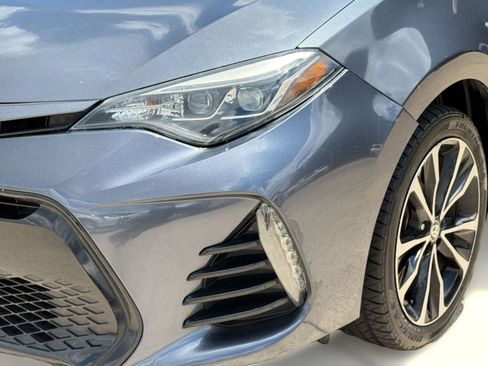 Used 2017 Toyota Corolla SE w/ Carpet Mat Package (TMS) FWD image 11
