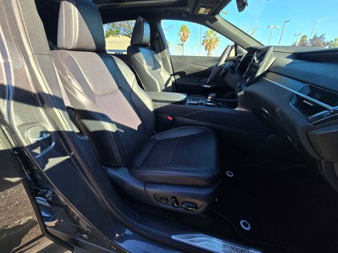 New 2026 Lexus RX 350 image 11