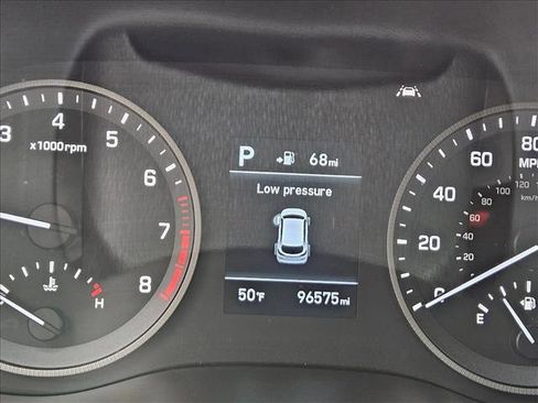 Used 2021 Hyundai Tucson Value w/ Cargo Package image 16