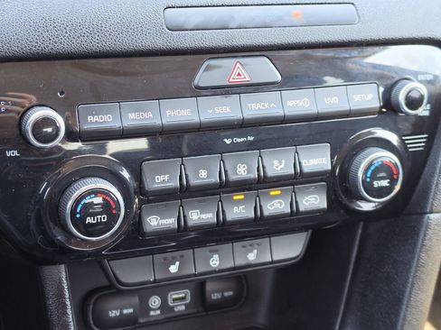 Used 2018 Kia Sportage EX w/ EX Premium Package image 24