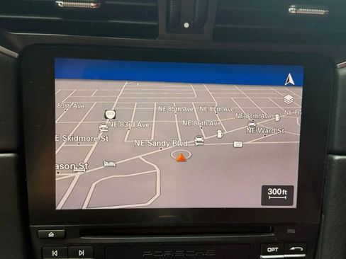 Used 2017 Porsche 911 Carrera image 18