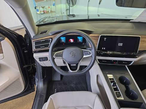 New 2026 Volkswagen Atlas SE AWD/4WD image 13
