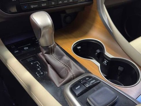 Used 2017 Lexus RX 350 FWD w/ Premium Package image 28