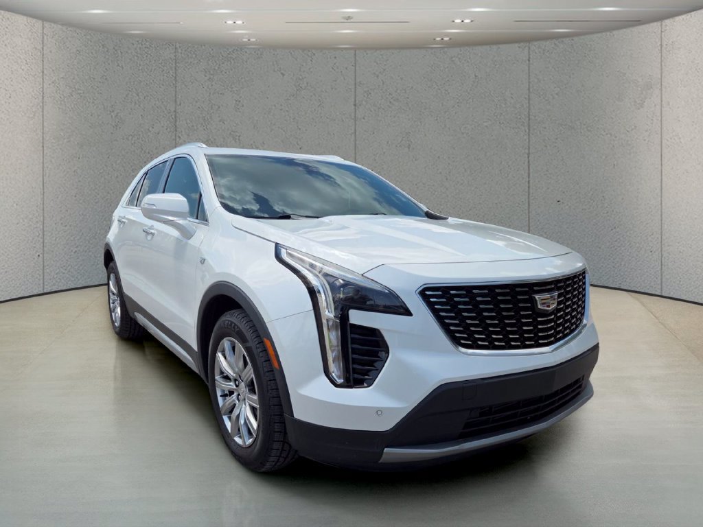 Used 2021 Cadillac XT4 Premium Luxury w/ Driver Awareness Package FWD image 13