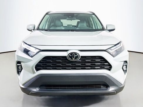 Used 2023 Toyota RAV4 XLE Premium image 2