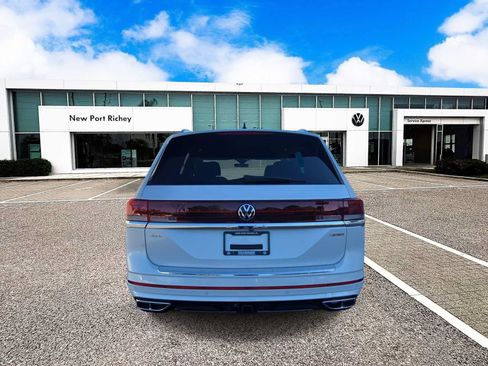 Used 2026 Volkswagen Atlas SEL Premium R-Line AWD/4WD image 7