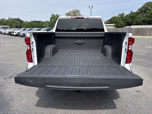 Used 2025 Chevrolet Silverado 1500 LT AWD/4WD image 28