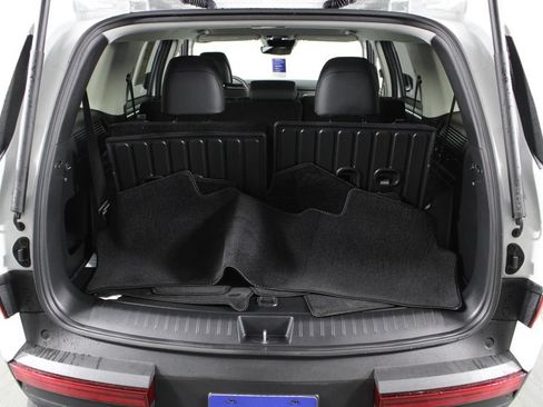 Certified 2026 Hyundai Santa Fe SEL FWD image 18