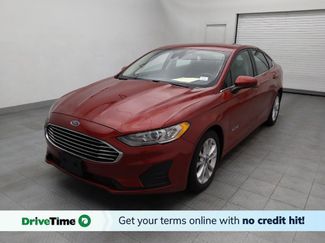 Used 2019 Ford Fusion SE image 1