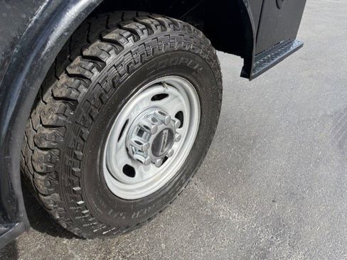 Used 2020 Ford F250 XL w/ Power Equipment Group image 11