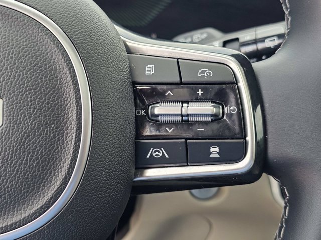 Used 2025 Kia Sorento S w/ Panoramic Sunroof Package FWD image 21